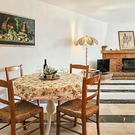 Jardines De Calahonda, Garden Apartment Cabopino