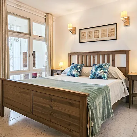 Jardines De Calahonda, Garden Apartment